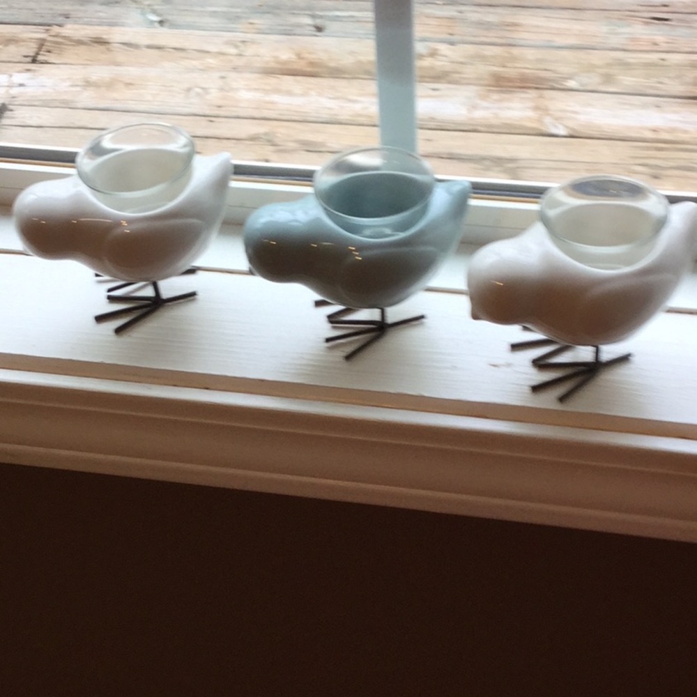 Set of three mud pie Candler holder chicks
